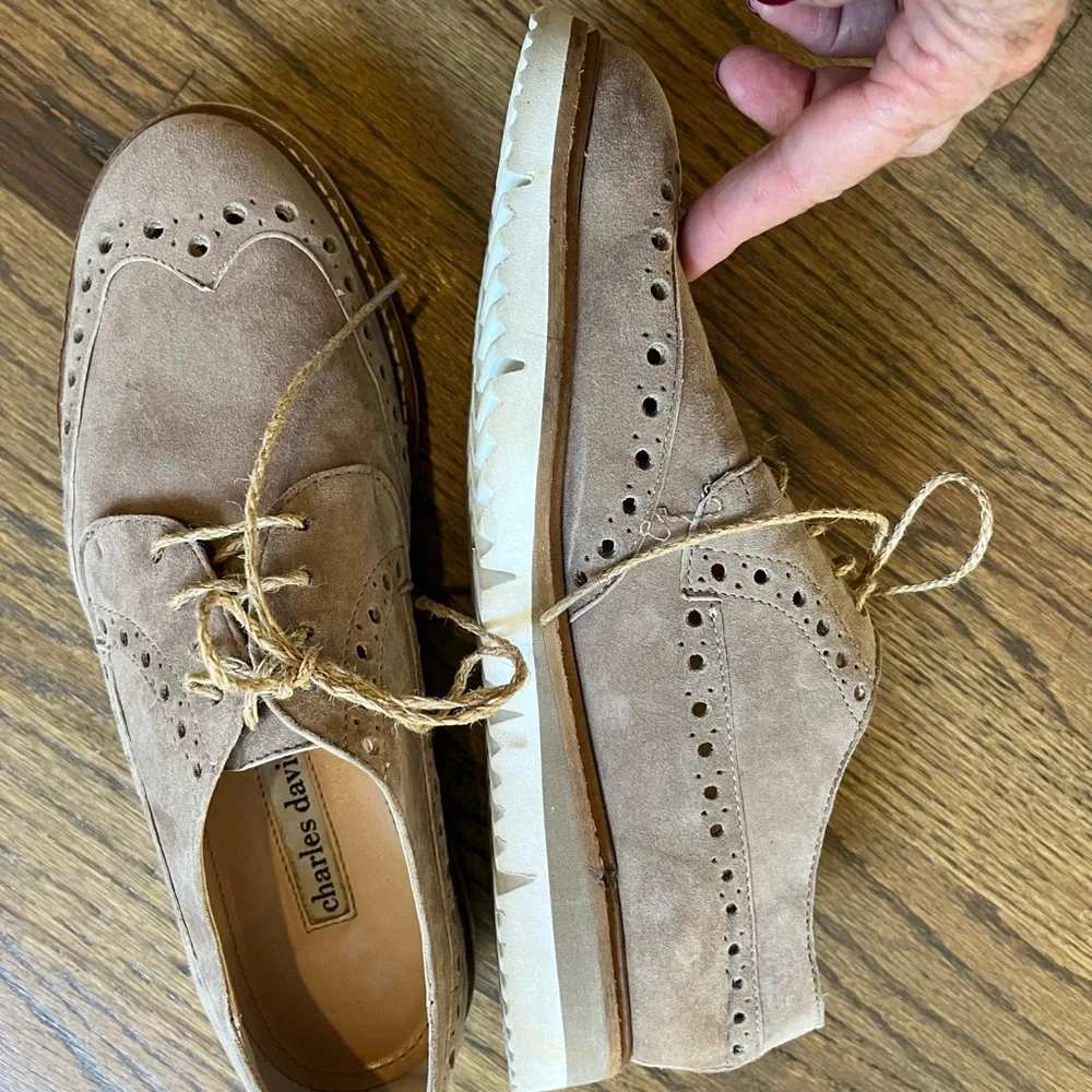 Charles David Woman’s Light Brown Tan Oxfords Wingtip Sz 8 Eclectic Grandpa